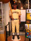 BarryStatue.jpg (516617 bytes)